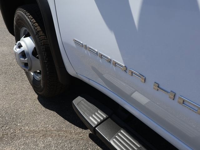 2026 GMC Sierra 3500 HD Chassis Cab Pro