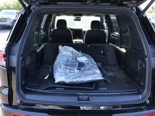 2027 GMC Acadia Denali Ultimate