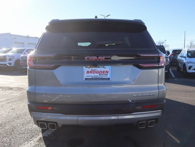 2026 GMC Acadia Elevation