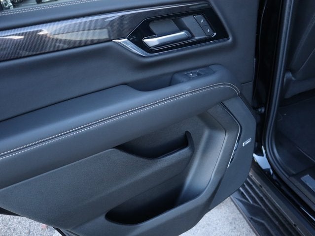 2025 GMC Yukon Elevation