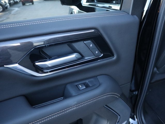 2025 GMC Yukon Elevation