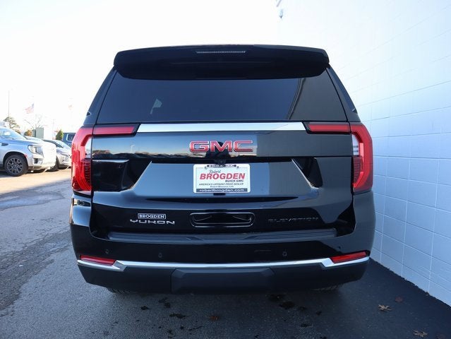 2025 GMC Yukon Elevation