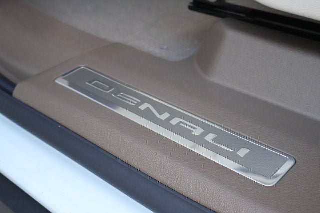 2027 GMC Yukon Denali