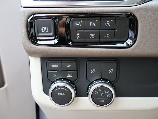2026 GMC Yukon Denali - Photo 39