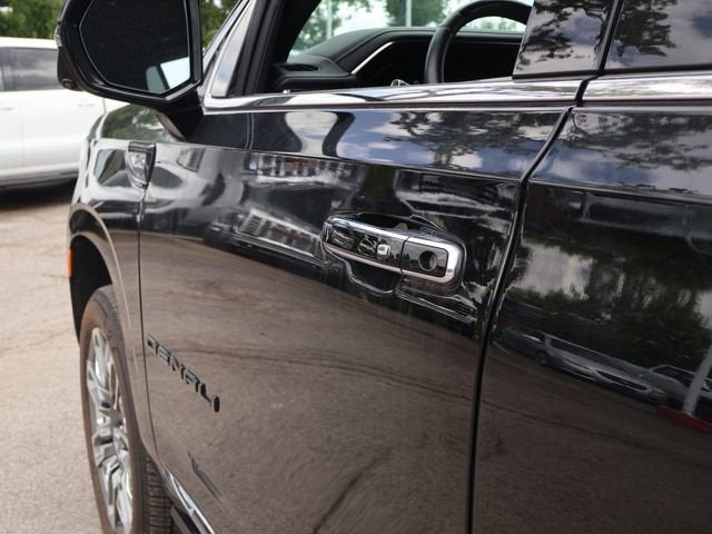 2024 GMC Yukon Denali Ultimate