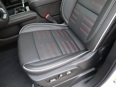 2025 GMC Yukon AT4 Ultimate