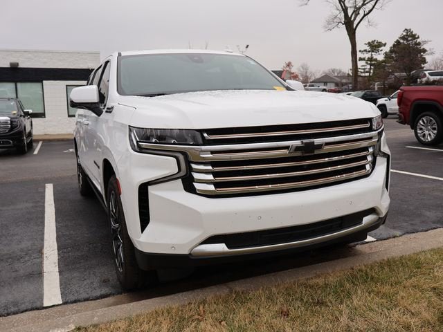Used 2021 Chevrolet Suburban High Country with VIN 1GNSKGKL2MR179623 for sale in Kansas City
