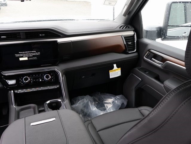 2025 GMC Sierra 2500 HD Denali