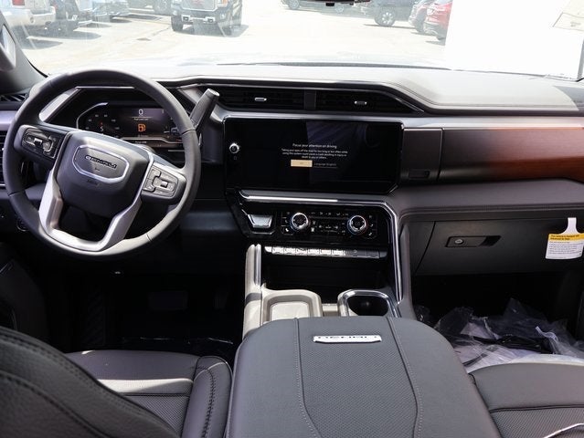 2025 GMC Sierra 2500 HD Denali