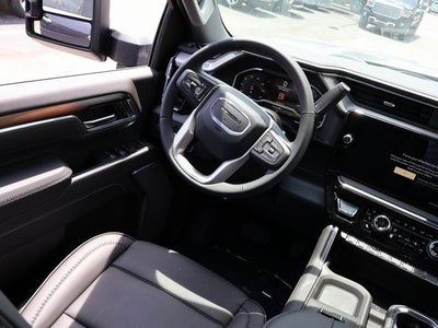 2025 GMC Sierra 2500 HD Denali