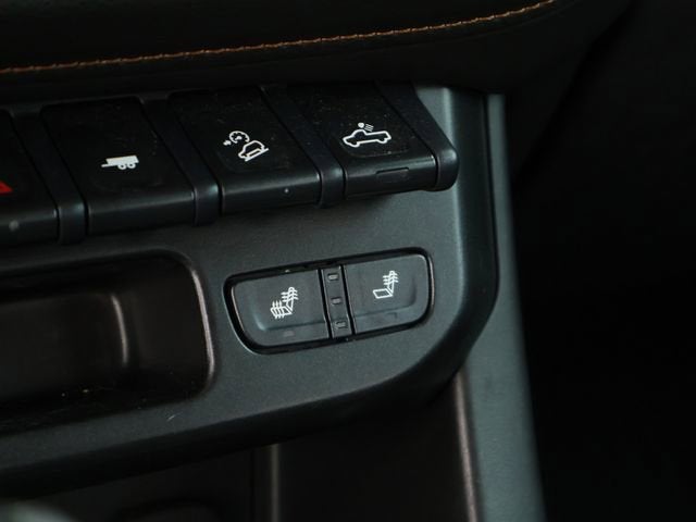 2021 GMC Canyon 4WD AT4 w/Leather