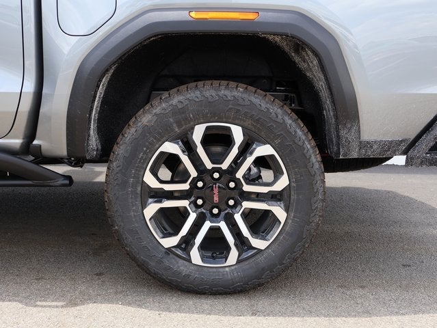 2025 GMC Canyon AT4