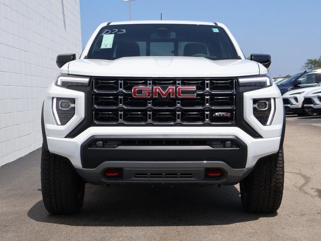 2025 GMC Canyon AT4