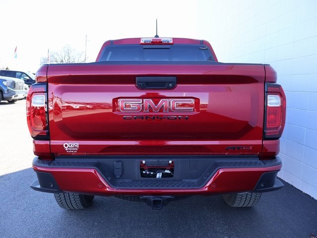 2024 GMC Canyon AT4