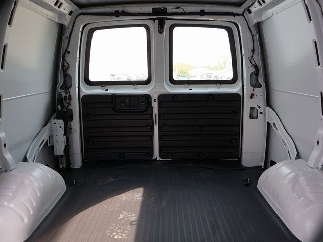 2025 GMC Savana Cargo 2500 Work Van