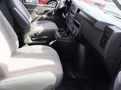 2025 GMC Savana Cargo 2500 Work Van