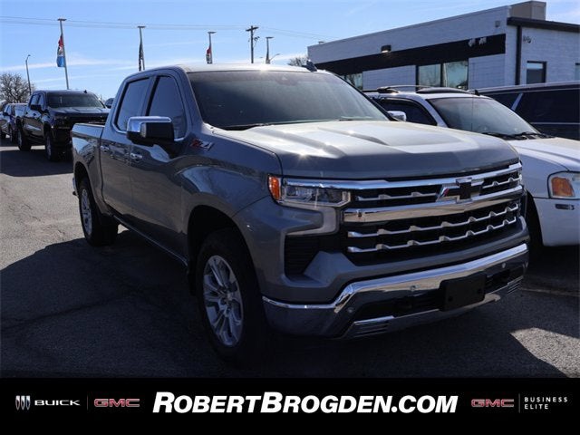 2025 Chevrolet Silverado 1500 LTZ