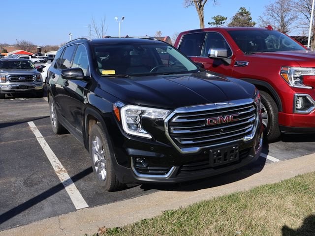 Used 2024 GMC Terrain SLT with VIN 3GKALVEG7RL226281 for sale in Kansas City