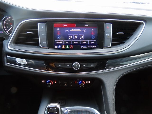 2020 Buick Enclave Essence