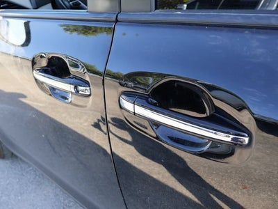 2017 Toyota Sienna XLE Auto Access Seat