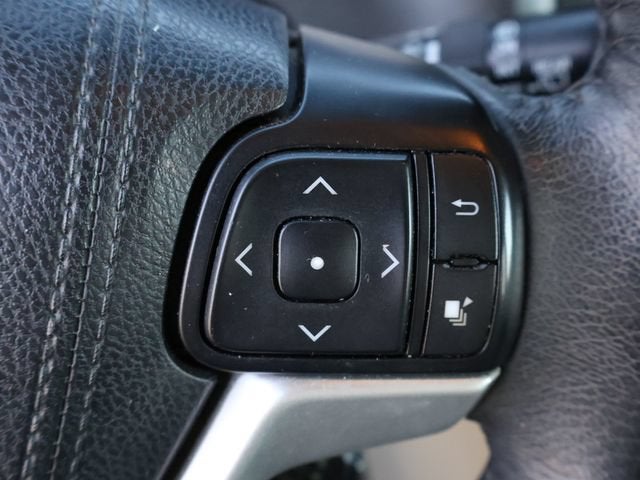 2017 Toyota Sienna XLE Auto Access Seat