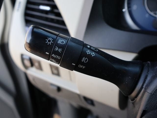 2017 Toyota Sienna XLE Auto Access Seat