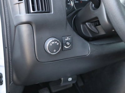 2025 GMC Savana Cutaway 3500 1WT