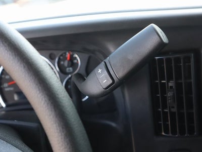 2025 GMC Savana Cutaway 3500 1WT