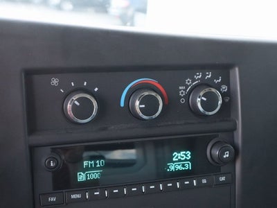 2025 GMC Savana Cutaway 3500 1WT