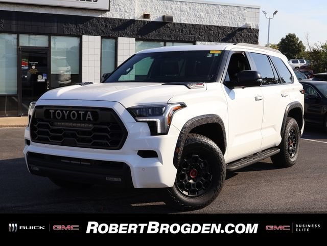 2024 Toyota Sequoia SR5