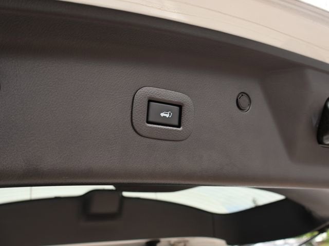 2023 INFINITI QX80 SENSORY