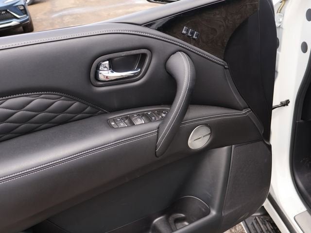 2023 INFINITI QX80 SENSORY