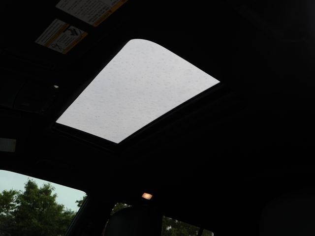 2023 INFINITI QX80 SENSORY