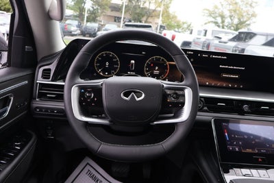 2025 INFINITI QX80 LUXE
