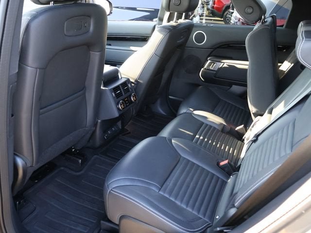 2025 Land Rover Discovery S