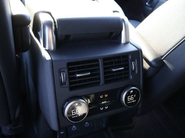 2025 Land Rover Discovery S