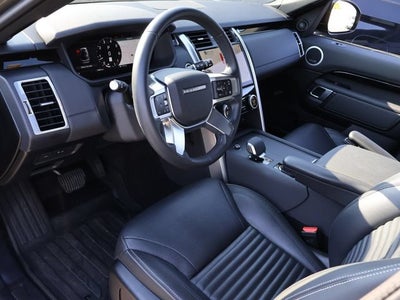 2025 Land Rover Discovery S