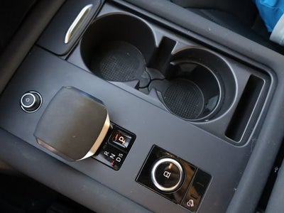 2025 Land Rover Discovery S