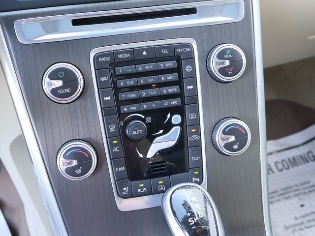 2015 Volvo XC60 T5 Drive-E Premier